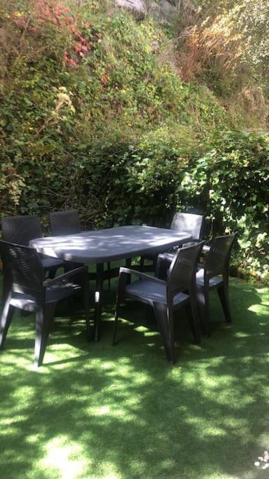 Casa De Claudia Comillas- Jardin Privado - A 10 Metros Del Capricho De Gaudi Luaran gambar