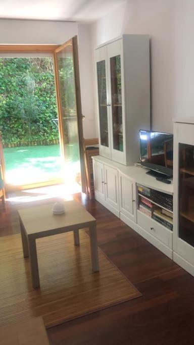 Casa De Claudia Comillas- Jardin Privado - A 10 Metros Del Capricho De Gaudi Luaran gambar
